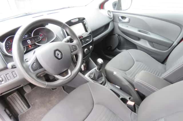 Renault Clio (2017) thumbnail 8