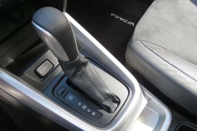 Suzuki Vitara (2018) thumbnail 15