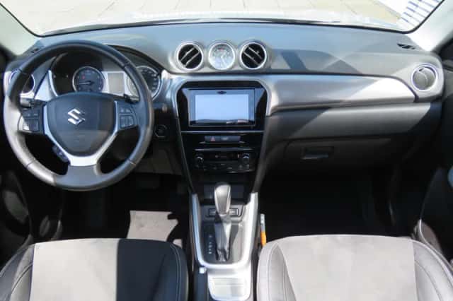 Suzuki Vitara (2018) thumbnail 3