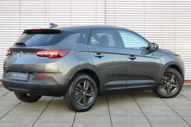 Opel Grandland X (2019) thumbnail 2