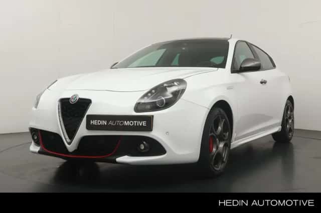 Alfa Romeo Giulietta (2018) thumbnail 1