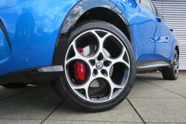 Alfa Romeo Tonale (2023) thumbnail 4
