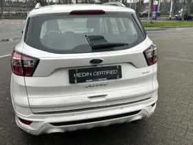 Ford Kuga (2018) thumbnail 4