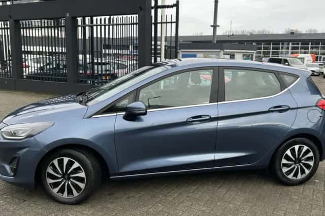 Ford Fiesta (2022) thumbnail 2