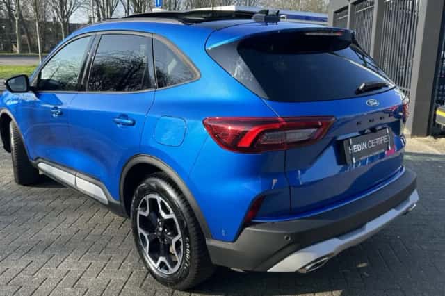 Ford Kuga (2025) thumbnail 3