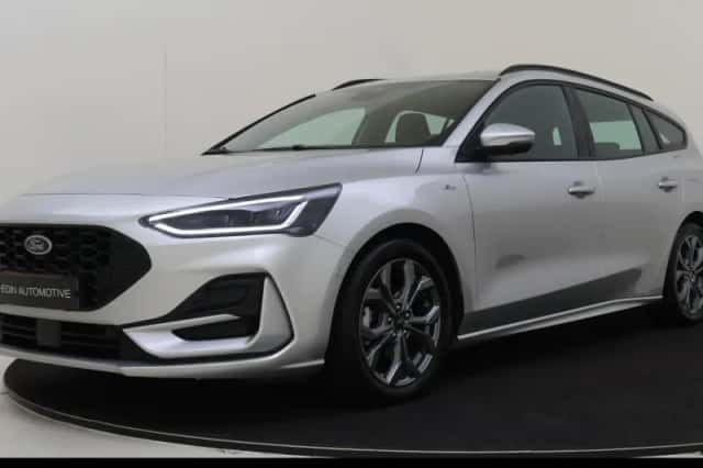 Ford Focus (2023) thumbnail 1