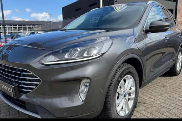 Ford Kuga (2023) thumbnail 1