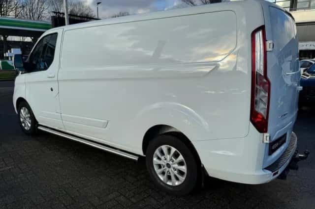 Ford Transit Custom (2023) thumbnail 3