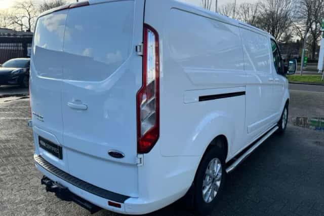 Ford Transit Custom (2023) thumbnail 5
