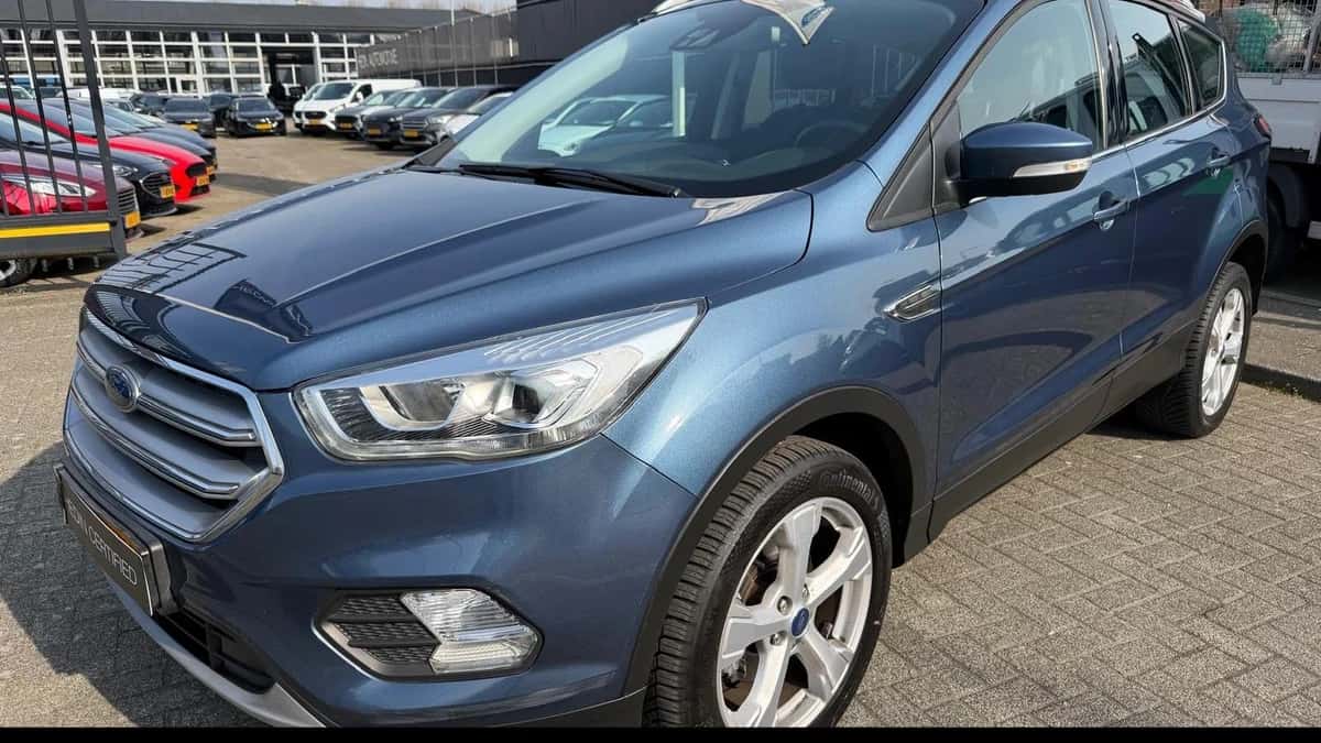 Ford Kuga (2019) — foto 1