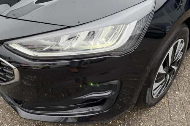 Ford Focus (2022) thumbnail 5