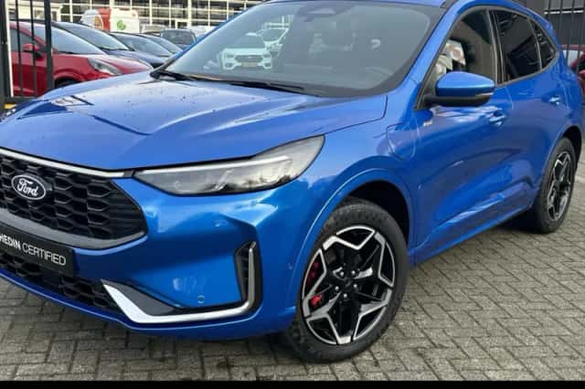 Ford Kuga (2025) thumbnail 1