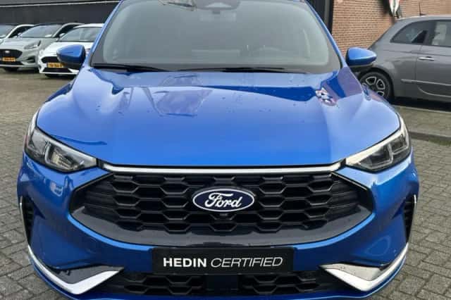 Ford Kuga (2025) thumbnail 2