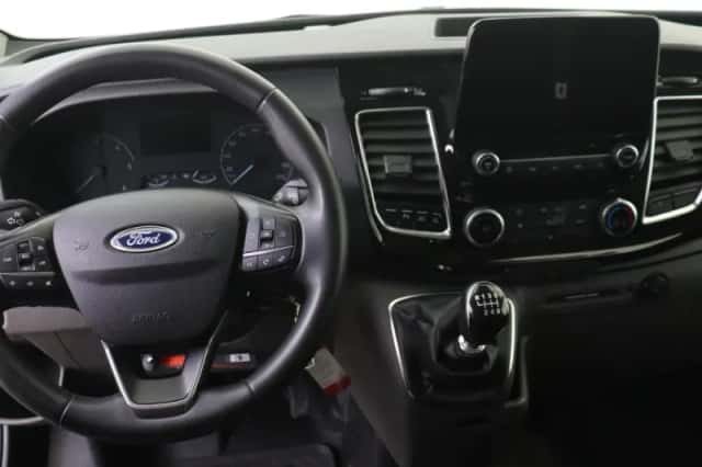 Ford Transit Custom (2023) thumbnail 2