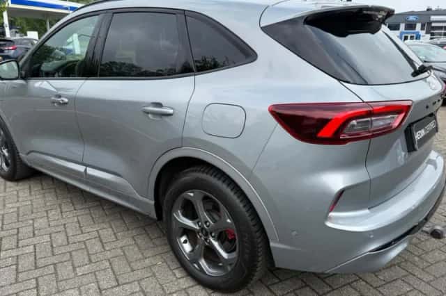 Ford Kuga (2025) thumbnail 2