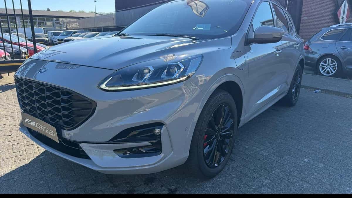 Ford Kuga (2024) — foto 1