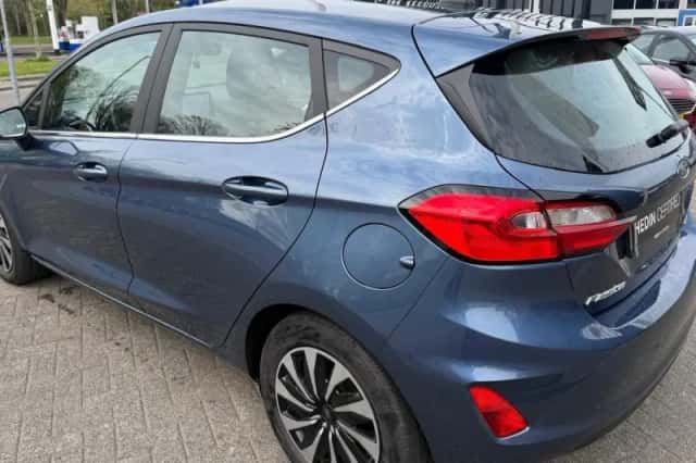 Ford Fiesta (2022) thumbnail 3