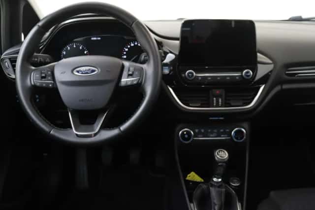 Ford Fiesta (2018) thumbnail 3