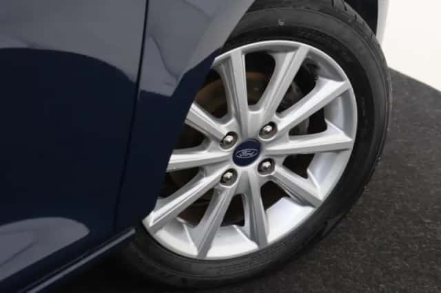 Ford Fiesta (2018) thumbnail 4