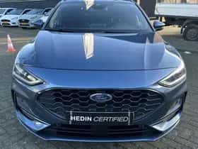 Ford Focus (2022) thumbnail 2