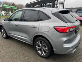 Ford Kuga (2023) thumbnail 4