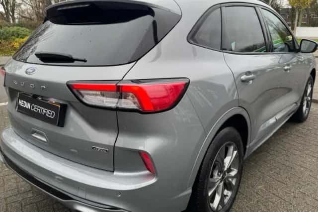 Ford Kuga (2023) thumbnail 5