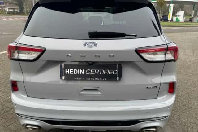 Ford Kuga (2024) thumbnail 3