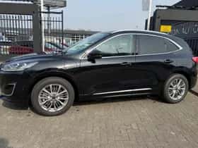 Ford Kuga (2021) thumbnail 2