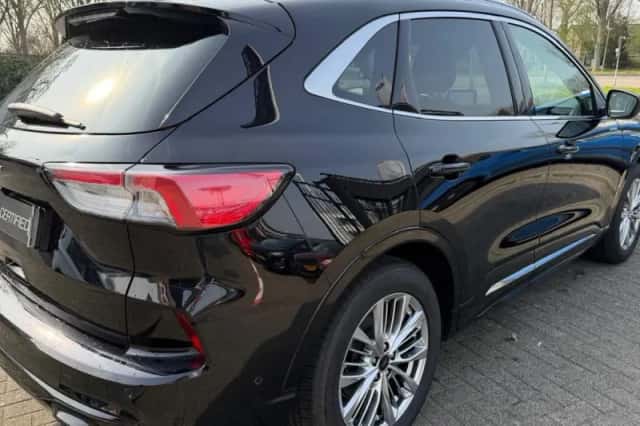 Ford Kuga (2021) thumbnail 5