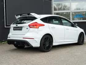 Ford Focus (2016) thumbnail 2