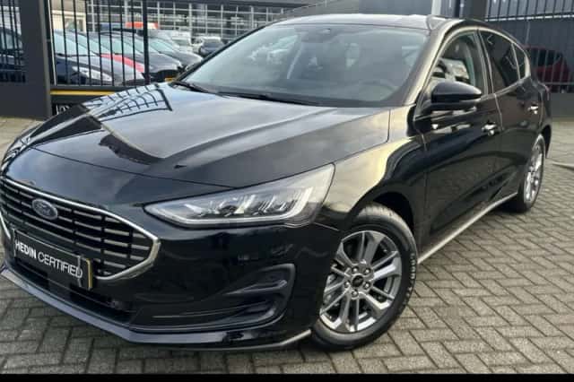 Ford Focus (2025) thumbnail 1