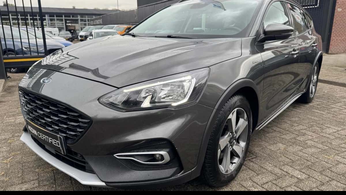 Ford Focus (2020) — foto 1