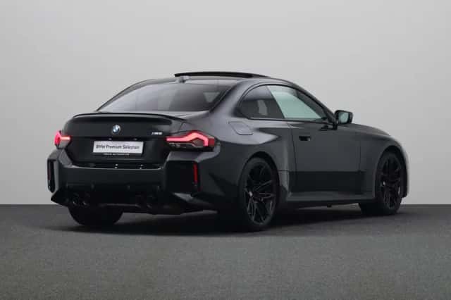 BMW M2 (2024) thumbnail 2