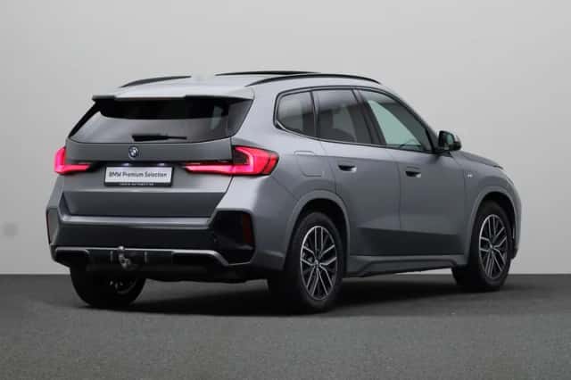 BMW X1 (2022) thumbnail 2