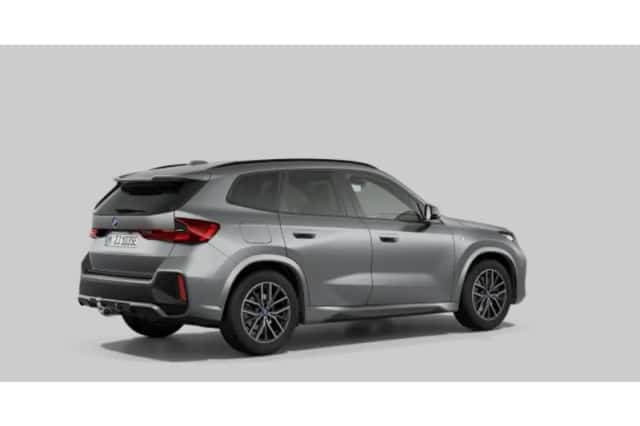 BMW X1 (2022) thumbnail 2