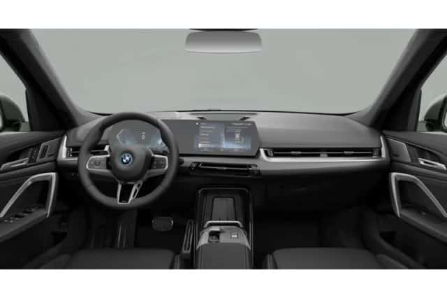 BMW X1 (2022) thumbnail 3