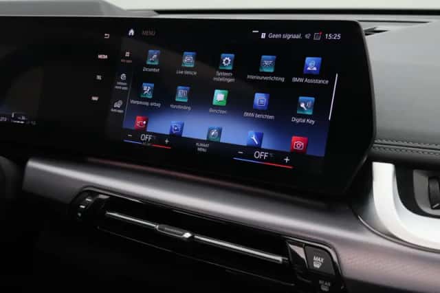 BMW X1 (2022) thumbnail 6