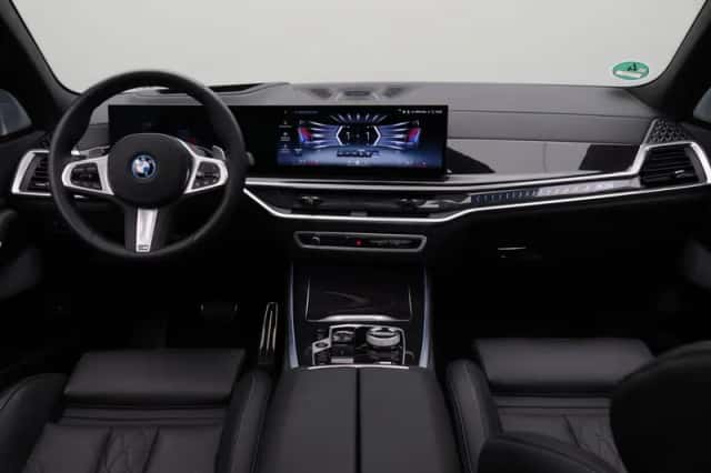 BMW X5 (2026) thumbnail 3