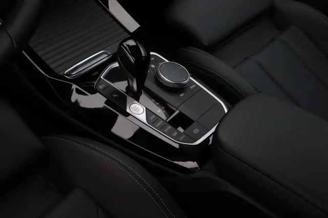 BMW X3 (2022) thumbnail 6