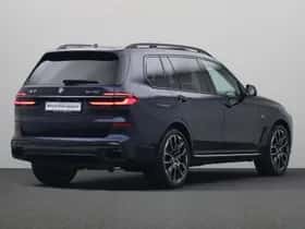 BMW X7 (2025) thumbnail 2