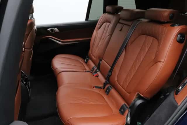 BMW X7 (2025) thumbnail 17