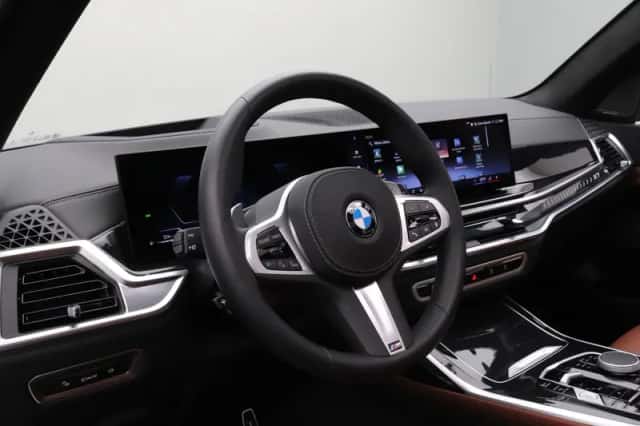 BMW X7 (2025) thumbnail 18