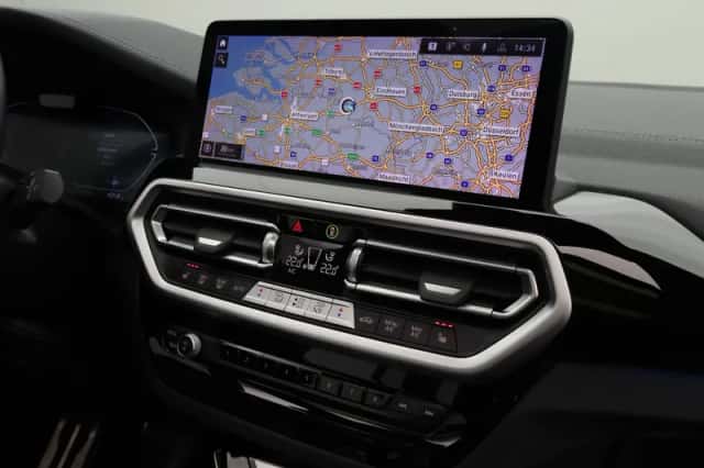 BMW iX3 (2022) thumbnail 5