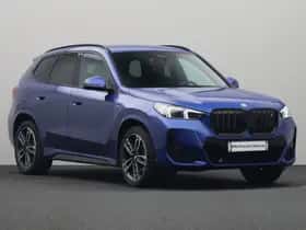 BMW iX1 (2024) thumbnail 14