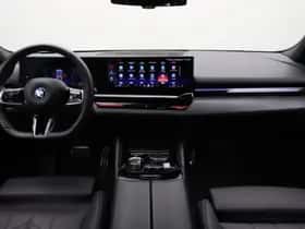 BMW 5-Serie (2024) thumbnail 3