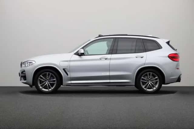 BMW X3 (2021) thumbnail 10