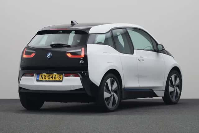 BMW i3 (2017) thumbnail 2