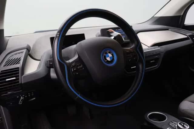 BMW i3 (2017) thumbnail 18