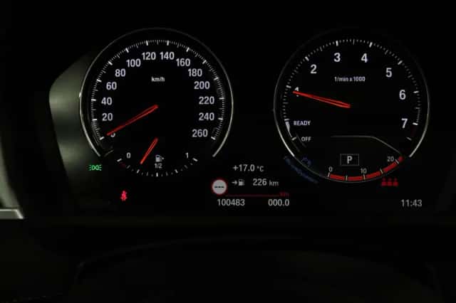 BMW X1 (2019) thumbnail 3