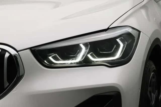 BMW X1 (2019) thumbnail 23
